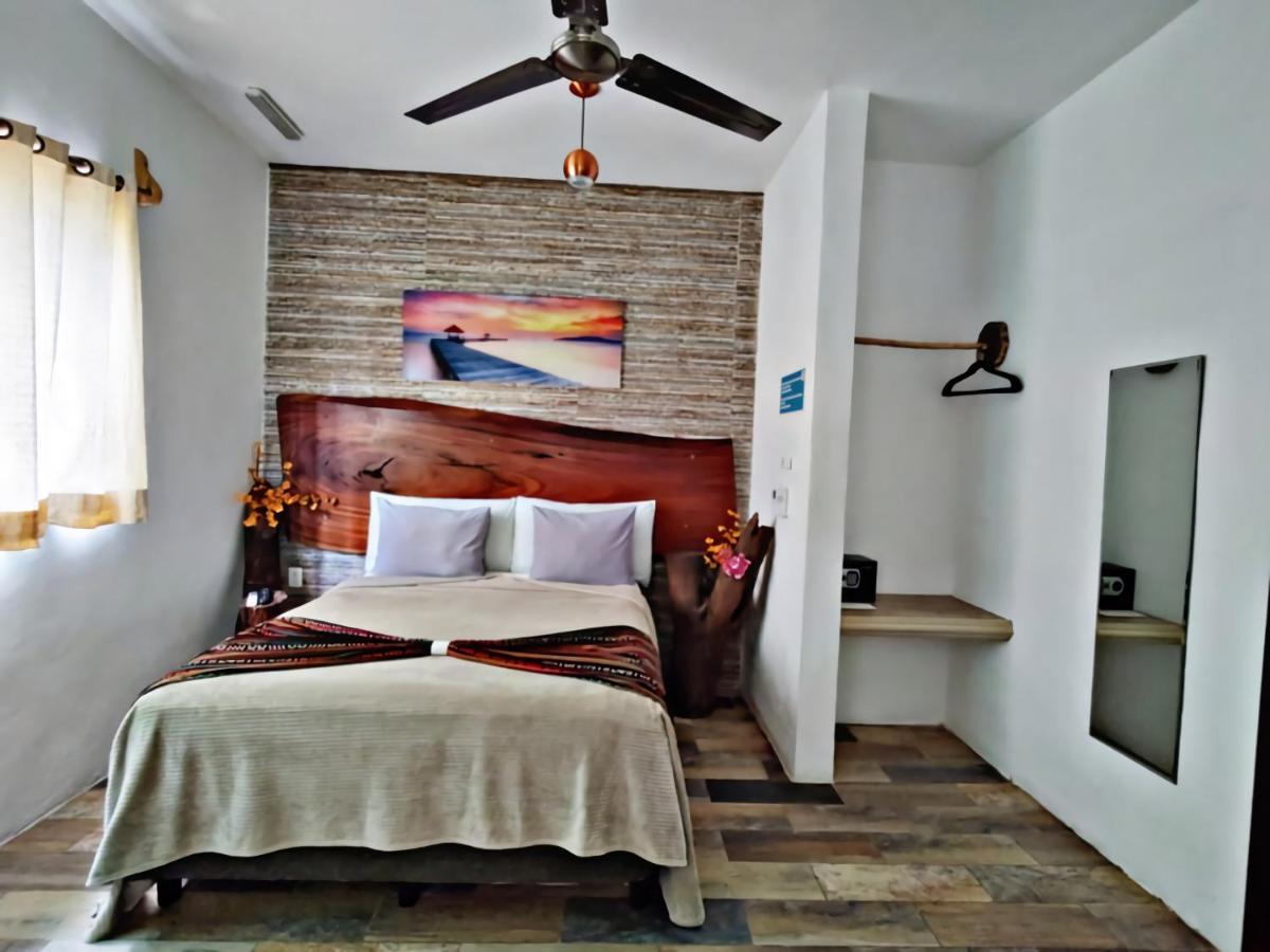 Hotel Pancho Villas Bacalar - Free Bikes And Paddles Exterior foto